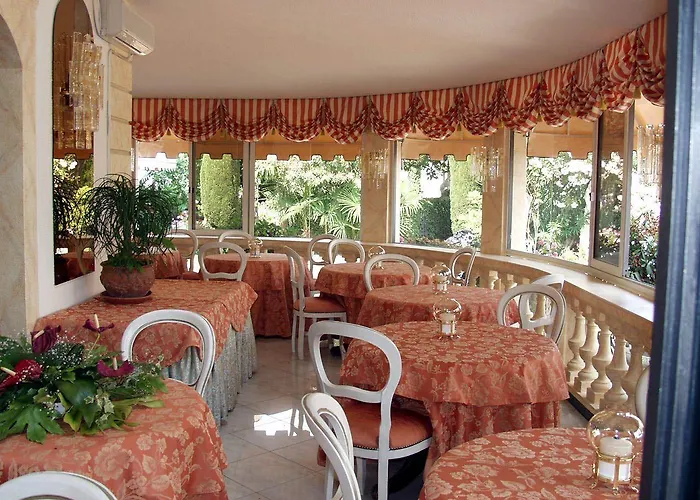 Park Montefiori & Centro Benessere Отель 4*