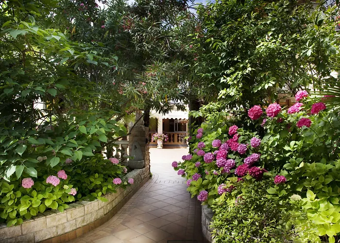 Park Montefiori & Centro Benessere Отель Гардоне Ривьера